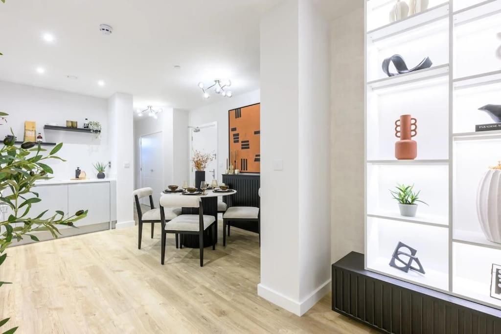 Lux 3bdr Riverside Duplex Mansionette By Lcy & Excel I 20mins To Londra